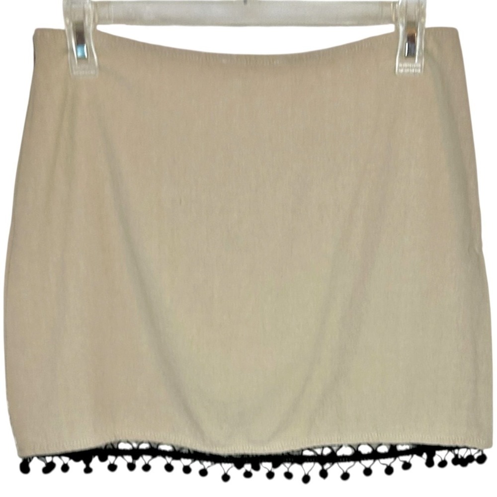 Altar'd State Mini Skirt Medium Tan Red Embroidered Bird Floral Boho Cottagecore - Picture 3 of 10